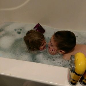 Meet your Posher, Ashlee